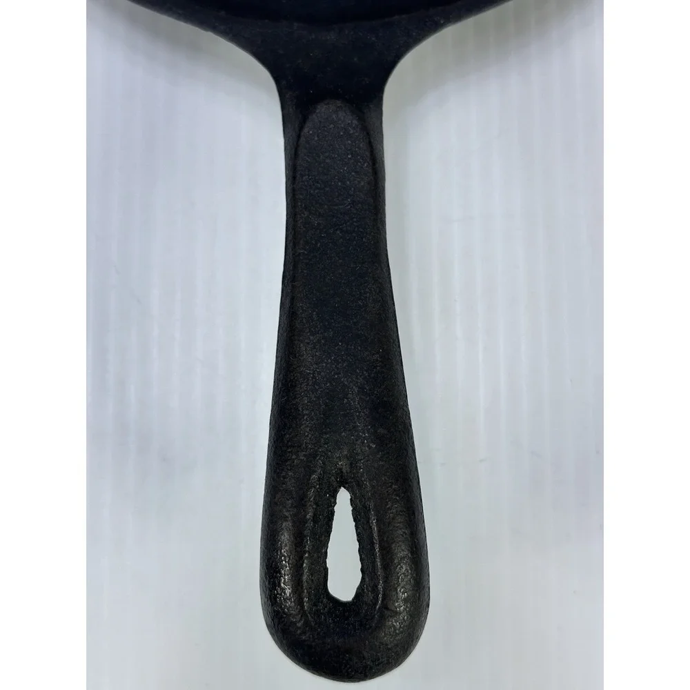 Wagner's 1891 Original Cast Iron‎ Skillet 8 Inch Double Spout